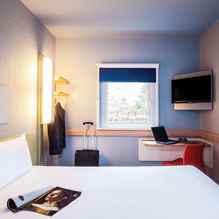 Ibis Budget London Barking Баркинг Экстерьер фото