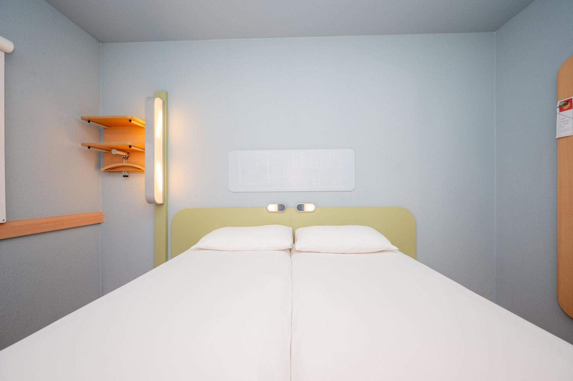 Ibis Budget London Barking Баркинг Экстерьер фото