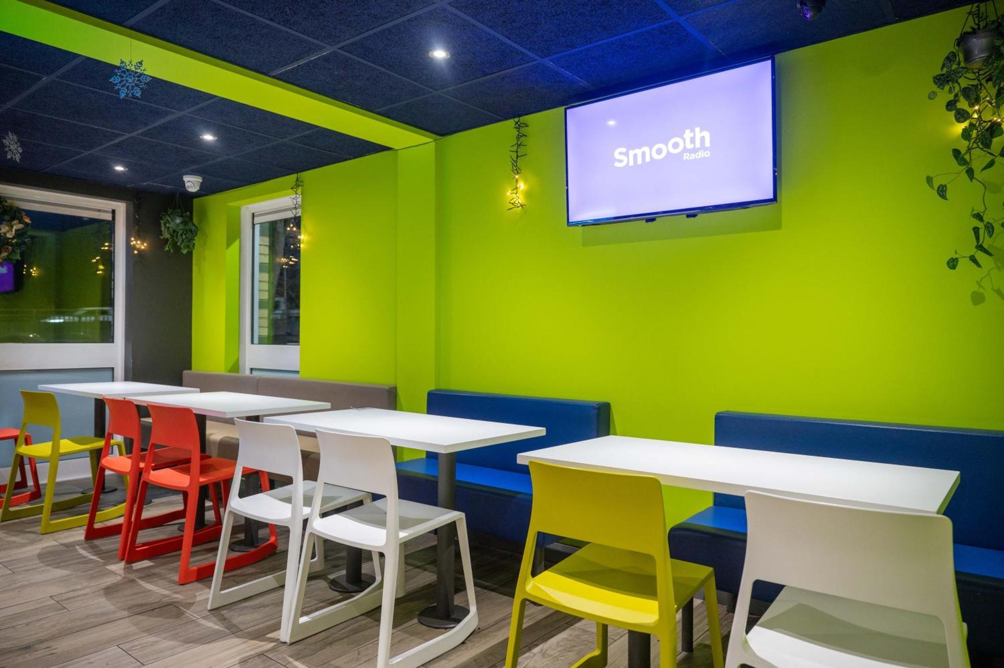 Ibis Budget London Barking Баркинг Экстерьер фото